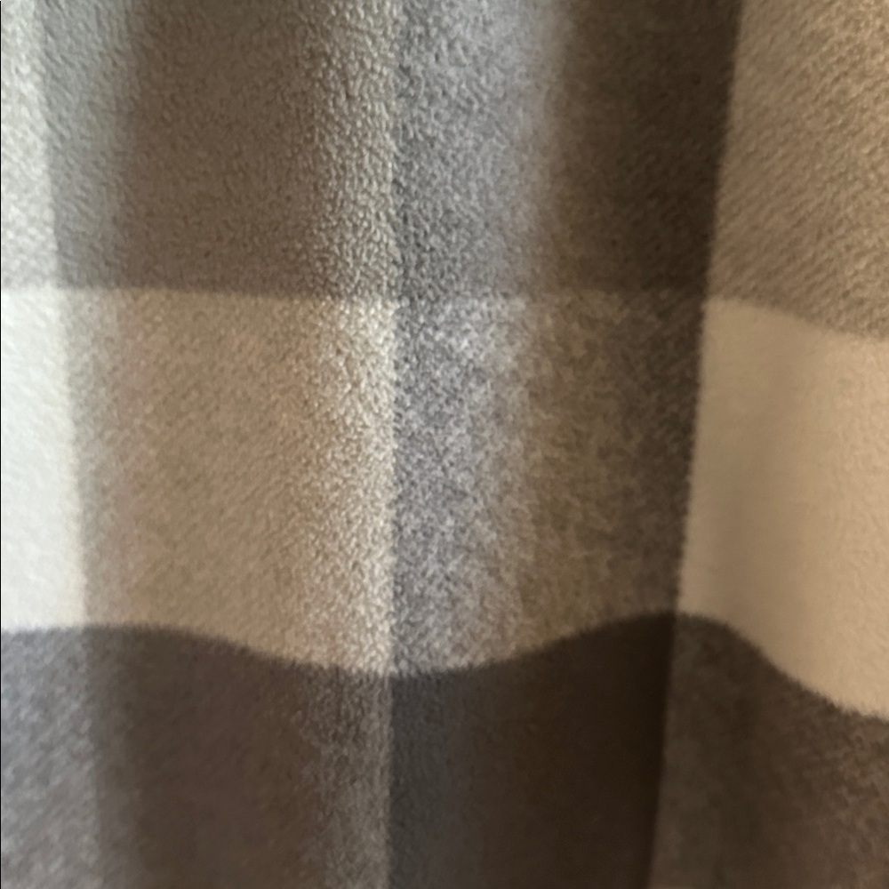 Old Navy Micro Performance Fleece Henley Hoodie - Picture 7 of 7